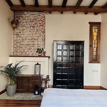 Romantic Unesco Medieval House In The City Center Гент Экстерьер фото